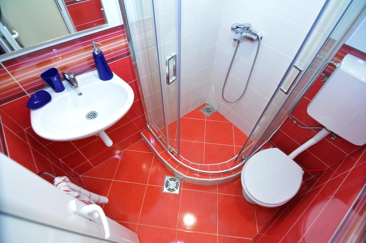 Apartments Jovana Petrovac Екстер'єр фото